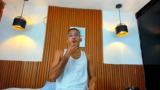 Darwin mayo online show from 10-27-25, 05:47