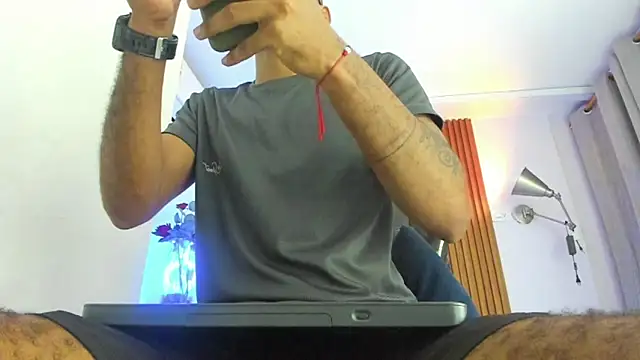 Darwin mayo online show from 04-11-26, 05:38