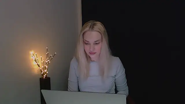 Lia noo regrets online show from 04-20-26, 05:36