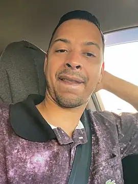 Casal Do Job SP online show from 11-22-25, 09:19