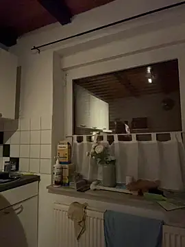 SweetTeenGirl online show from 12-03-25, 05:19