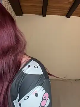 SweetTeenGirl online show from 03-11-26, 06:57