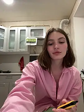 Snapshot of ZariaFlame chatting on 05-19-26, 11:12 ZariaFlame online show from 05-19-26, 11:12