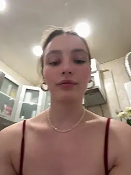 ZariaFlame online show from 04-22-26, 10:16