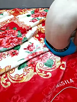 Snapshot of maher990 chatting on 09-09-25, 10:30 maher990 online show from 09-09-25, 10:30