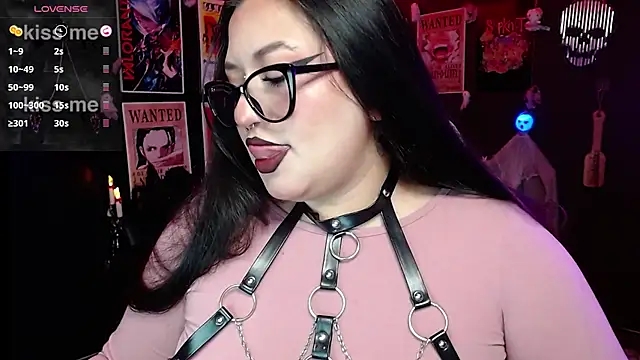 Ravendark  online show from 10-15-25, 05:54