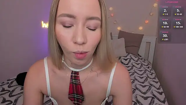 DanaCandy online show from 03-22-25, 10:26