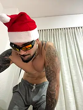 penebunny online show from 12-21-25, 03:41