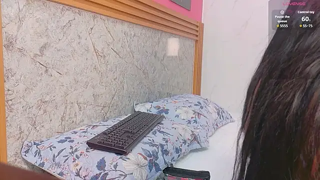 MySugarmoomy online show from 06-19-26, 02:39