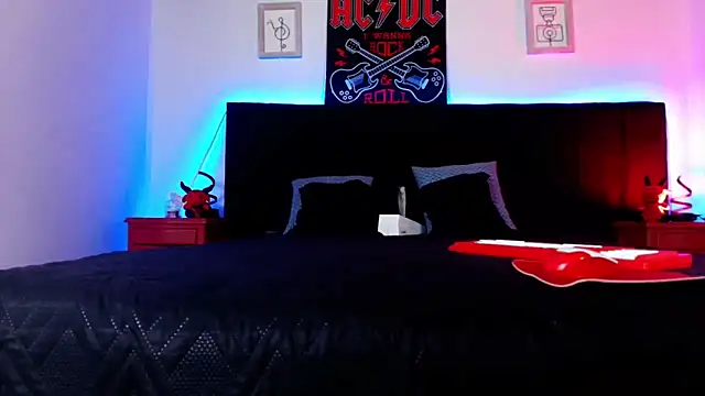 Alisse Moore online show from 03-19-26, 12:27