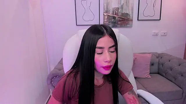 miranda crawfor online show from 03-18-26, 02:48