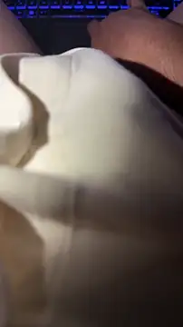 AndyRico18 online show from 10-10-25, 08:20