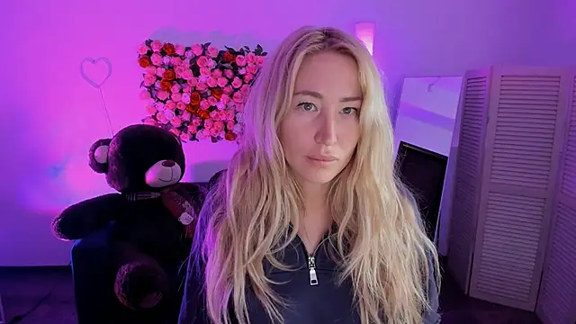 AstraMonroe online show from 04-18-26, 04:59