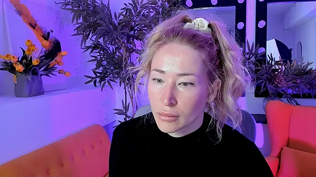 AstraMonroe online show from 09-25-25, 01:33