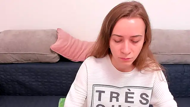 alisaakiss online show from 11-01-25, 07:02