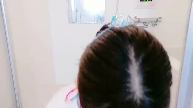 Snapshot of -Nyanko-chan- chatting on 05-31-26, 11:27 -Nyanko-chan- online show from 05-31-26, 11:27