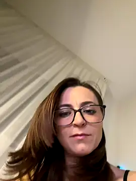 ClaireCrazy online show from 10-24-25, 04:00