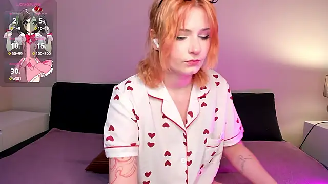 Lilly Evanns online show from 04-10-26, 04:47