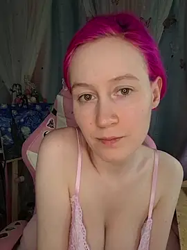 Fuzzy Unicorn online show from 04-15-26, 07:58