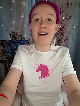 Fuzzy Unicorn online show from 05-06-26, 10:52