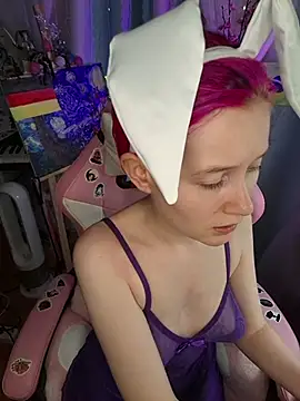 Fuzzy Unicorn online show from 06-16-26, 10:48