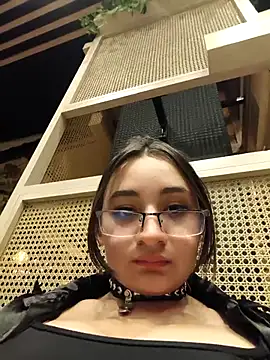 Snapshot of LiliThara chatting on 10-11-25, 12:55 LiliThara online show from 10-11-25, 12:55