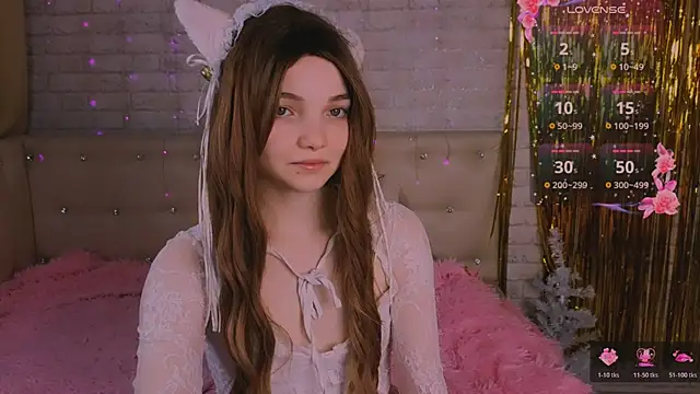 AnimeAlica18 online show from 01-15-26, 02:59