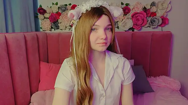 AnimeAlica18 online show from 11-05-25, 02:36