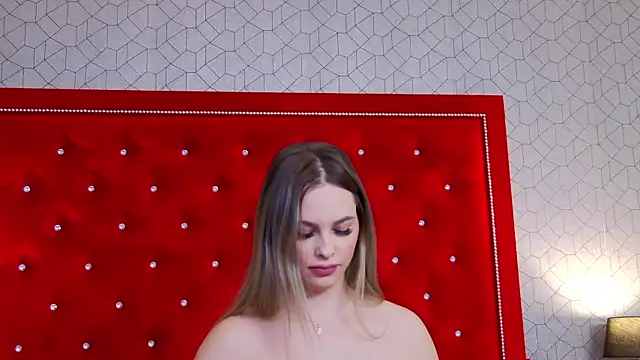 Ellsa Jean  online show from 12-01-25, 05:08