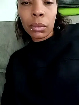 Flacidas online show from 10-19-25, 06:32