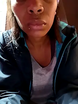 Flacidas online show from 10-20-25, 08:04