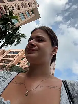 MiraReach online show from 04-17-26, 02:03