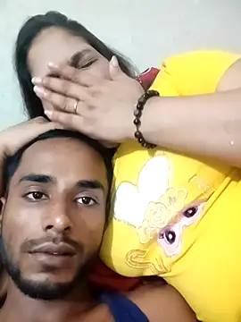 Snapshot of Hotty-couple063 chatting on 09-09-25, 08:46 Hotty-couple063 online show from 09-09-25, 08:46