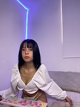 Snapshot of Lia__1 chatting on 09-16-25, 05:14 Lia 1 online show from 09-16-25, 05:14