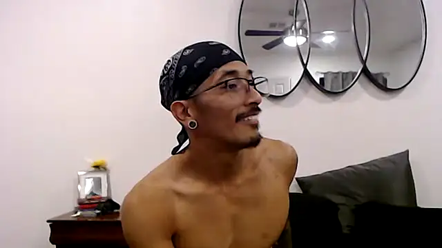 tanjir020 online show from 04-17-26, 12:19