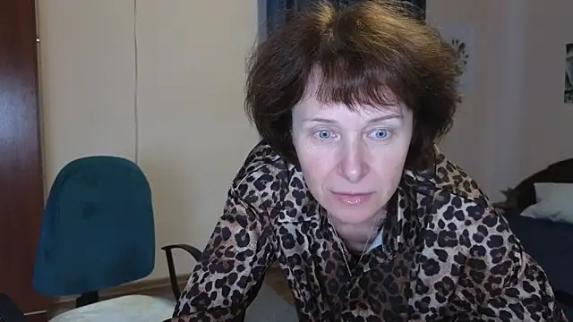 Lia Tito online show from 11-01-25, 05:03