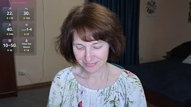 Lia Tito online show from 12-16-25, 01:15