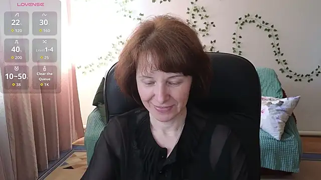 Snapshot of Lia_Tito chatting on 05-08-26, 07:45 Lia Tito online show from 05-08-26, 07:45