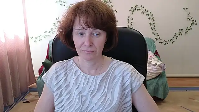 Snapshot of Lia_Tito chatting on 06-05-26, 06:52 Lia Tito online show from 06-05-26, 06:52