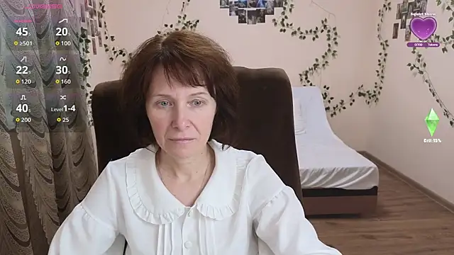 Lia Tito online show from 10-18-25, 06:04