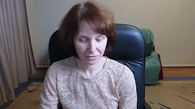 Lia Tito online show from 01-13-26, 01:04