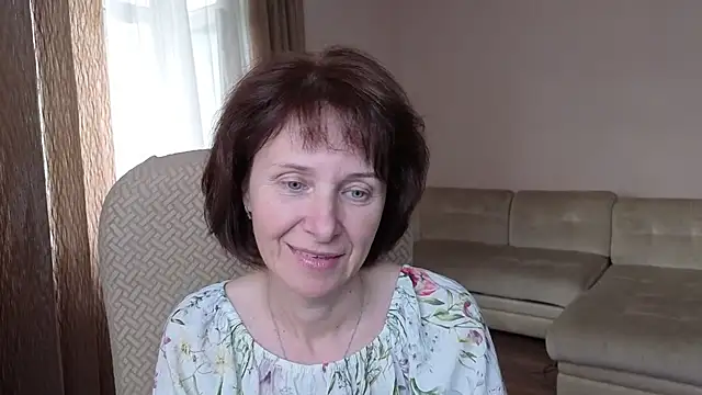 Lia Tito online show from 09-27-25, 05:24