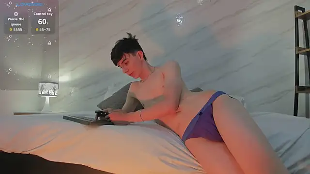 mathias saenz online show from 10-08-25, 07:25