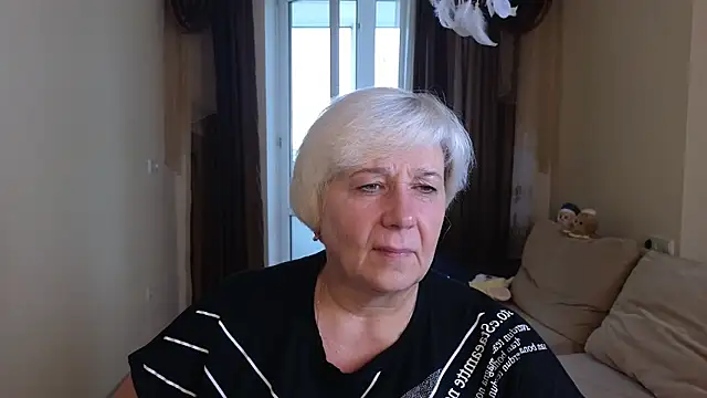 Milana Milky online show from 10-05-25, 06:04