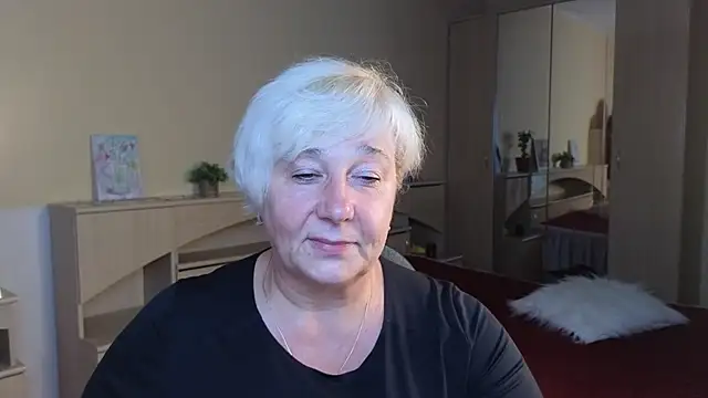 Milana Milky online show from 09-18-25, 05:10