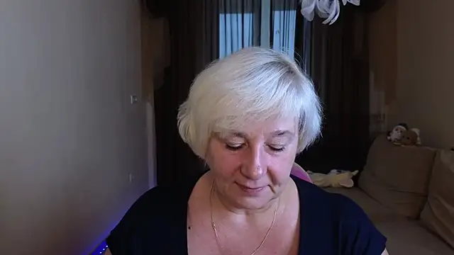 Milana Milky online show from 10-12-25, 06:15