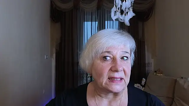 Milana Milky online show from 10-27-25, 05:08