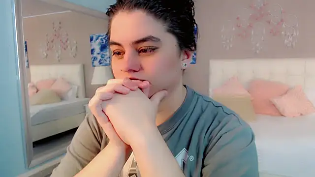 maddissonivanova online show from 04-13-26, 07:07