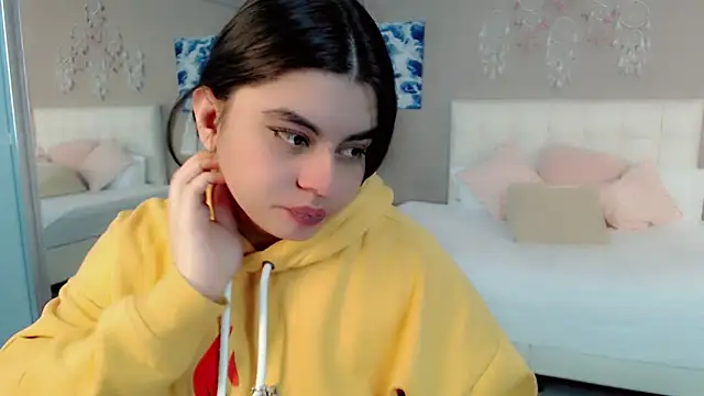 maddissonivanova online show from 04-08-26, 07:48