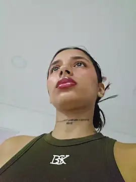 Snapshot of Lorena_Mcfly chatting on 06-08-26, 11:33 Lorena Mcfly online show from 06-08-26, 11:33